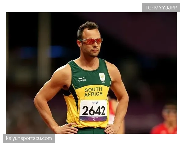 奥斯卡·皮斯托瑞斯在家连楼梯都不用爬，碳纤维腿直接跨两阶