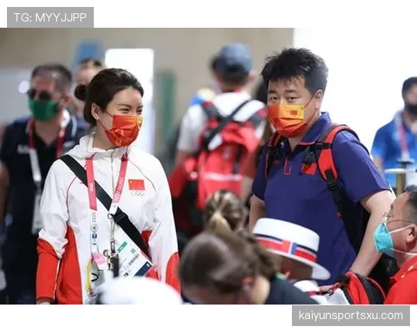 庞伟训练完回家还得哄娃睡觉？